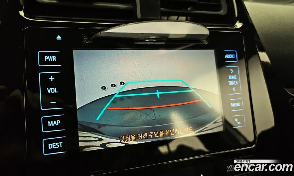 Toyota Prius 2018 1.8 Автомат в Москве № 199703, фото 11