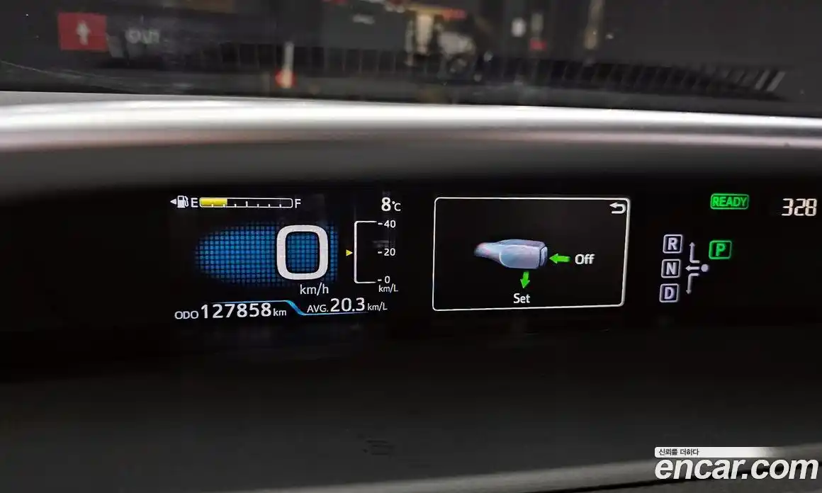 Toyota Prius 2018 1.8 Автомат в Москве № 199703, фото 7