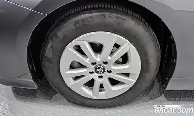 Toyota Prius 2018 1.8 Автомат в Москве № 199703, миниатюра 8