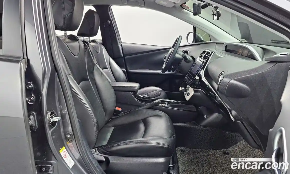 Toyota Prius 2018 1.8 Автомат в Москве № 199703, фото 10