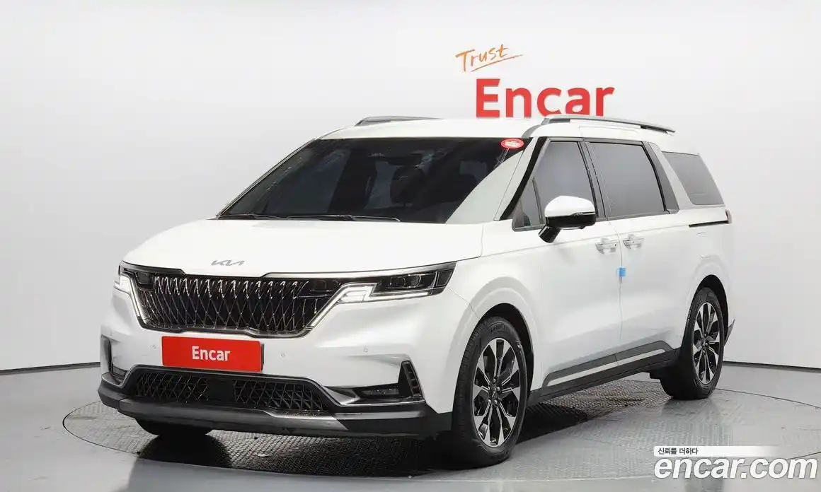 Kia Canival 2023 2.2 Автомат в Москве № 20365, фото 14