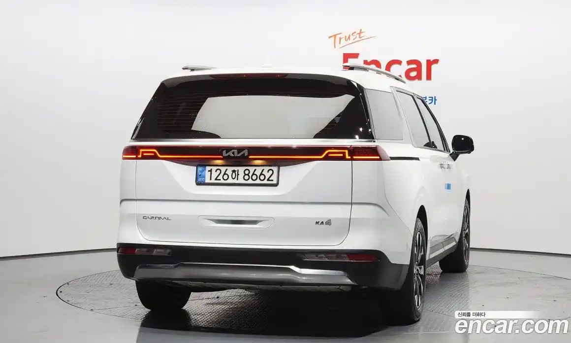 Kia Canival 2023 2.2 Автомат в Москве № 20365, фото 15