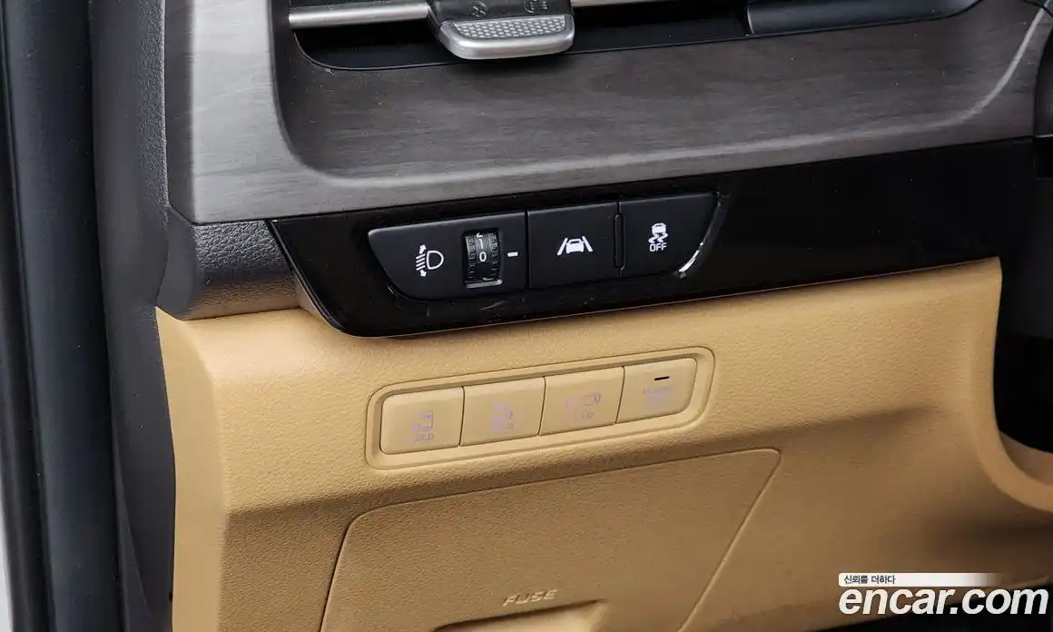 Kia Canival 2023 2.2 Автомат в Москве № 20365, фото 3