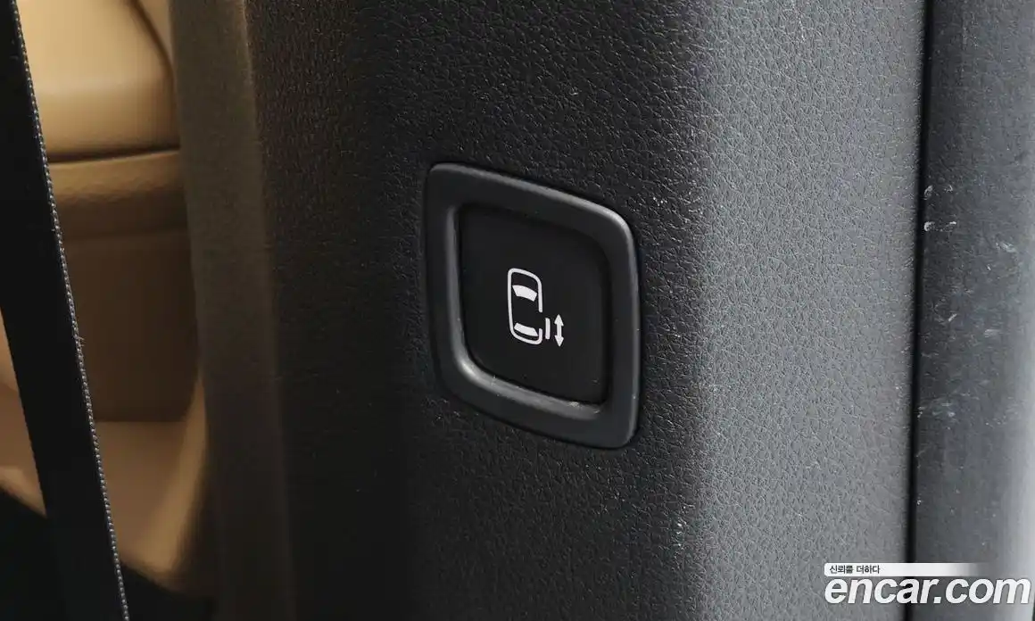 Kia Canival 2023 2.2 Автомат в Москве № 20365, фото 4