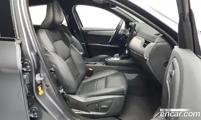 Renault Arkana 2025 1.6 Автомат в Москве № 204898, миниатюра 4