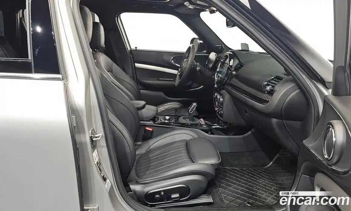 Mini Clubman 2024 2.0 Автомат в Москве № 212606, фото 4