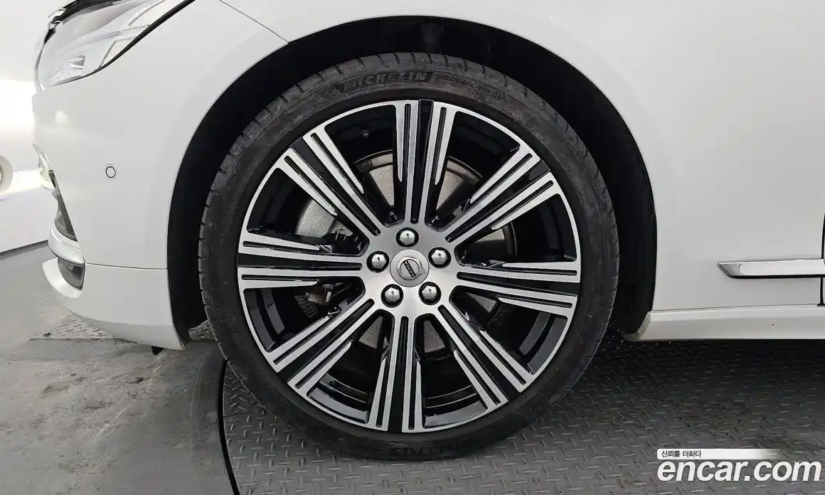 Volvo S90 2023 2.0 Автомат в Москве № 212885, фото 5