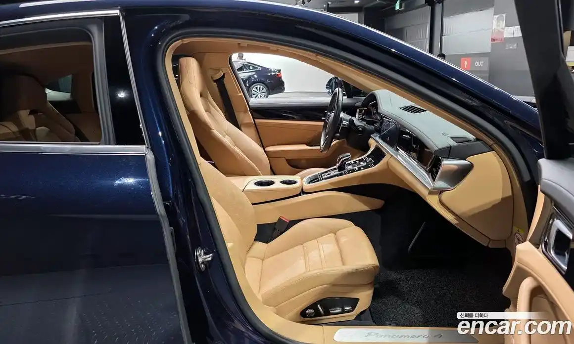 Porsche Panamera 2020 3.0 Автомат в Москве № 213300, фото 4