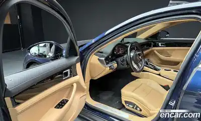 Porsche Panamera 2020 3.0 Автомат в Москве № 213300, миниатюра 7