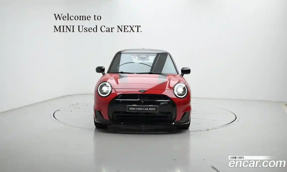 Mini Cooper 2025 0.1 Автомат в Москве № 213917, фото 3