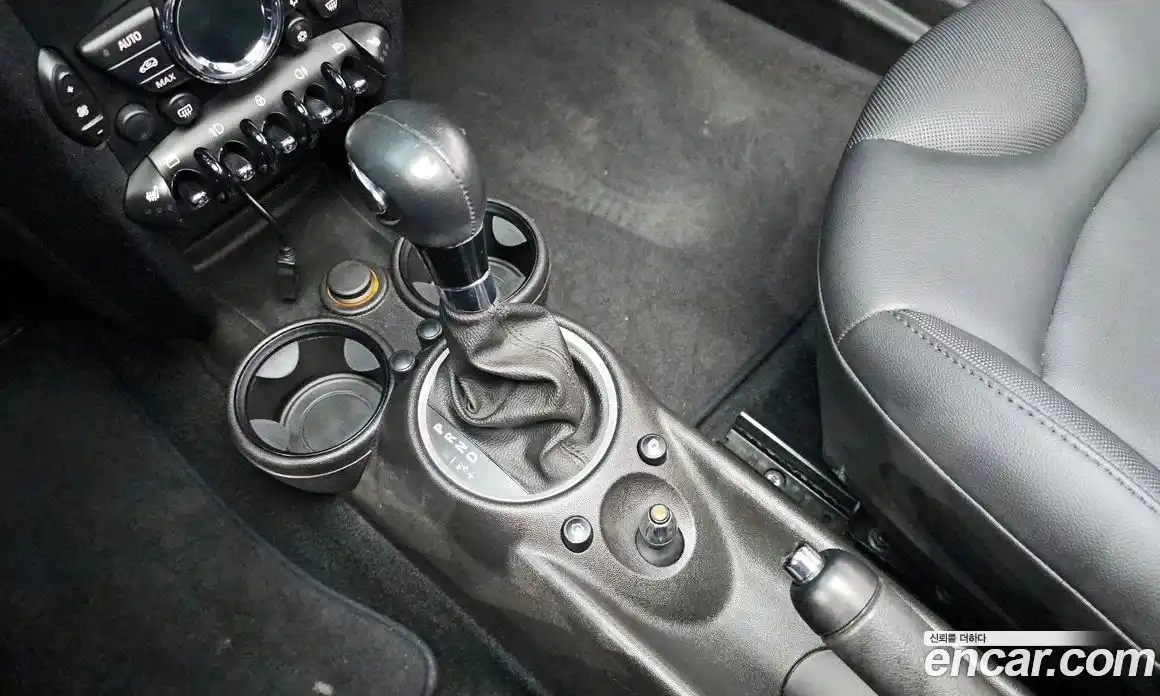 Mini Roadster 2012 1.6 Автомат в Москве № 214338, фото 16