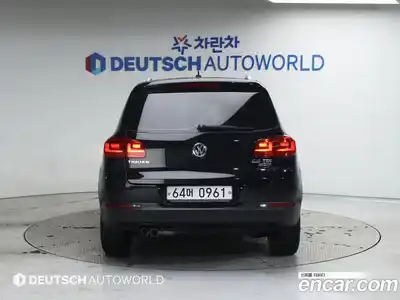 Volkswagen Tiguan 2016 2.0 Автомат в Москве № 215368, миниатюра 4