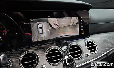 Mercedes-Benz E-Class 2023 3.0 Автомат в Москве № 219371, миниатюра 3