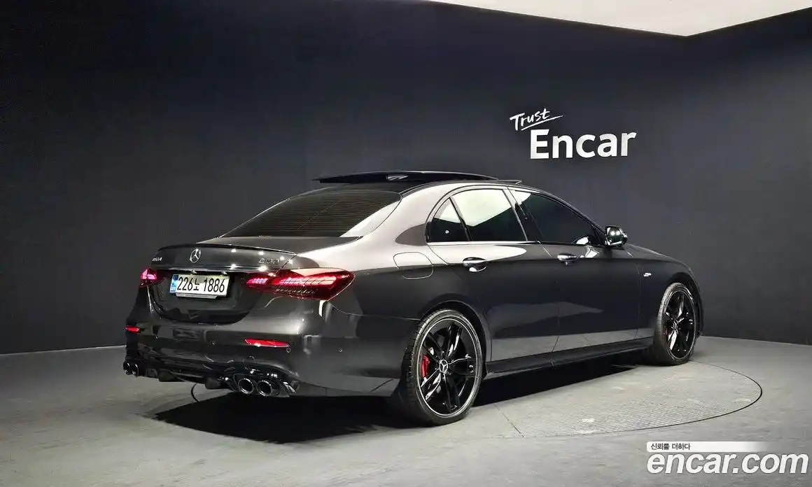 Mercedes-Benz E-Class 2023 3.0 Автомат в Москве № 219371, фото 5