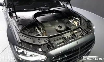 Mercedes-Benz S-Class 2022 3.0 Автомат в Москве № 221315, миниатюра 3