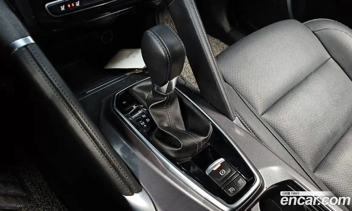 Renault QM6 2018 2.0 Автомат в Москве № 223322, фото 9