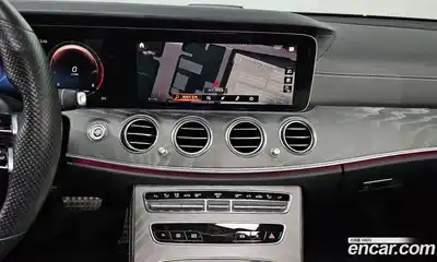 Mercedes-Benz E-Class 2022 2.0 Автомат в Москве № 224468, миниатюра 2