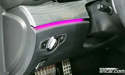 Mercedes-Benz E-Class 2022 2.0 Автомат в Москве № 224468, миниатюра 4