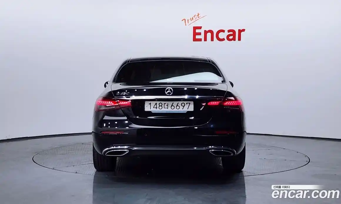 Mercedes-Benz E-Class 2023 2.0 Автомат в Москве № 224771, фото 7