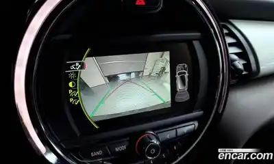 Mini Cooper 2015 1.5 Автомат в Москве № 224815, миниатюра 8