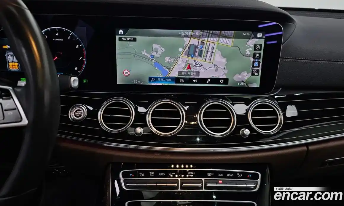 Mercedes-Benz E-Class 2021 3.0 Автомат в Москве № 224987, фото 14