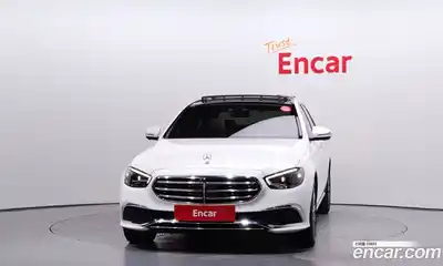 Mercedes-Benz E-Class 2021 3.0 Автомат в Москве № 224987, миниатюра 3