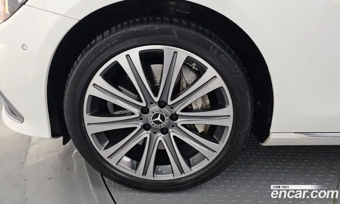 Mercedes-Benz E-Class 2021 3.0 Автомат в Москве № 224987, фото 5