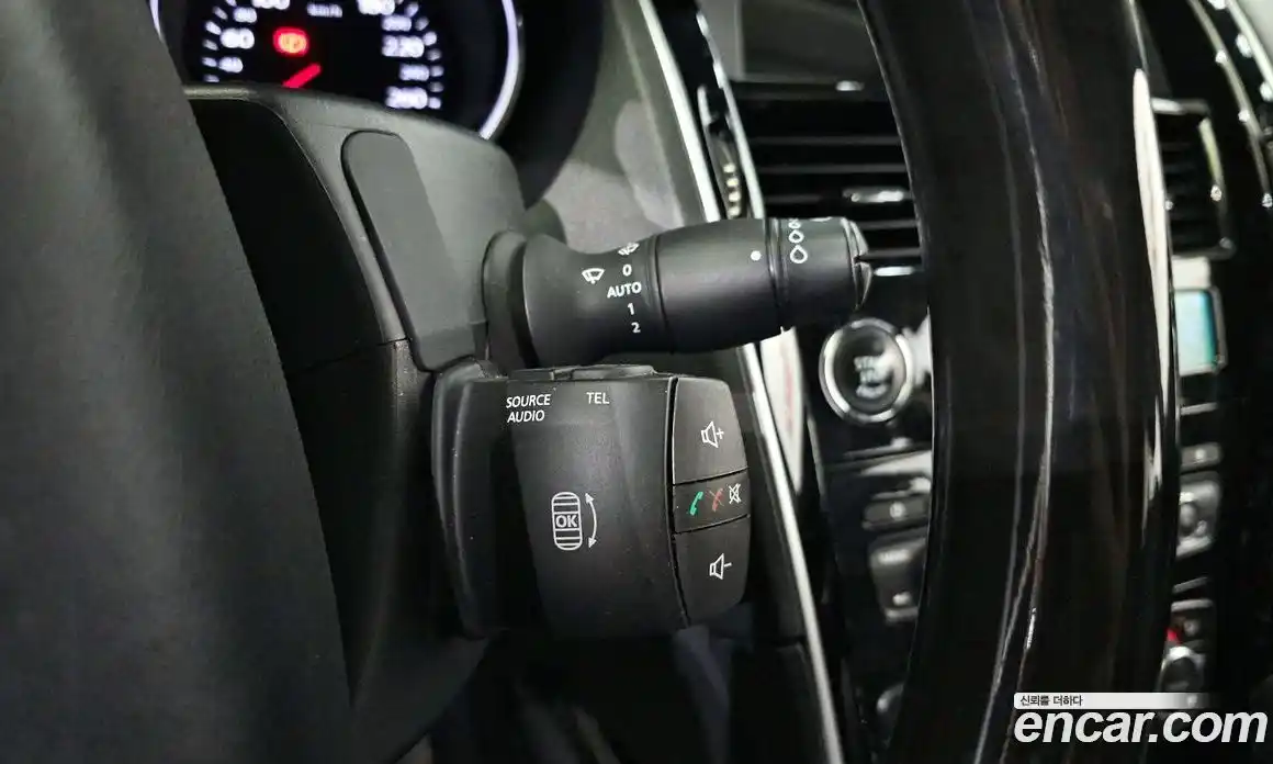 Renault SM7 2016 2.0 Автомат в Москве № 226016, фото 12