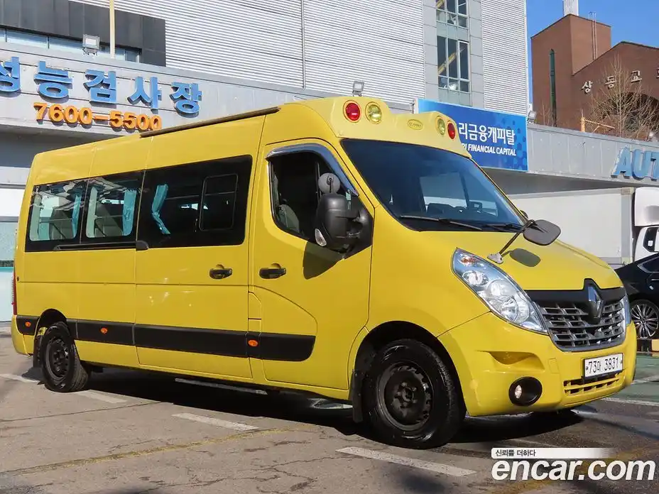 Renault Master 2019 2.3 Механическая в Москве № 227337, фото 3