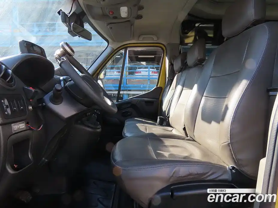 Renault Master 2019 2.3 Механическая в Москве № 227337, фото 8