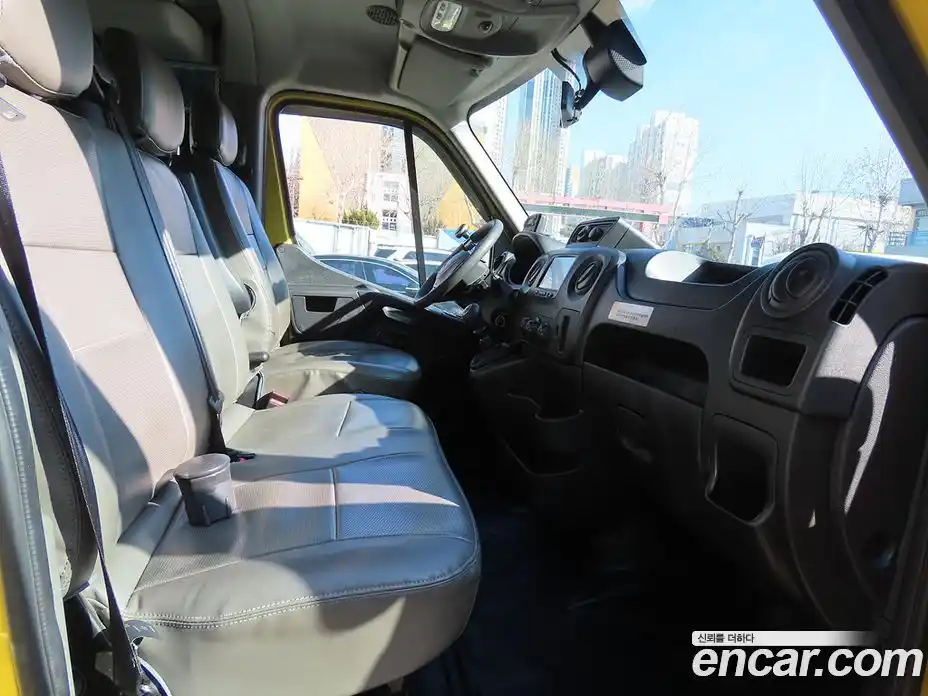 Renault Master 2019 2.3 Механическая в Москве № 227337, фото 9
