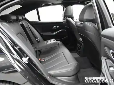 BMW 3-Series 2025 2.0 Автомат в Москве № 227690, миниатюра 12