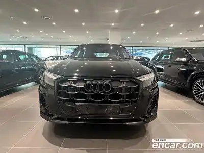 Audi SQ7 2026 4.0 Автомат в Москве № 230221, миниатюра 3