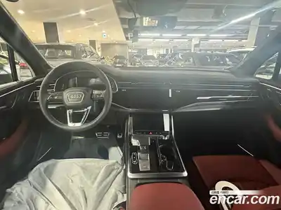 Audi SQ7 2026 4.0 Автомат в Москве № 230221, миниатюра 8