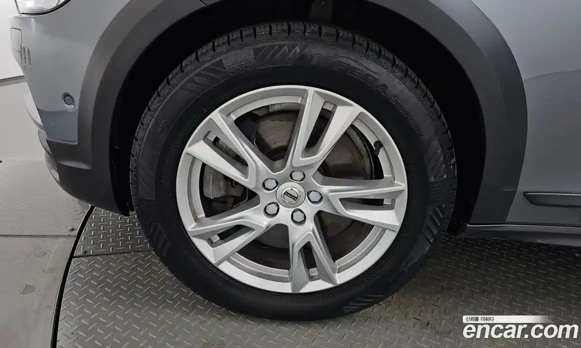 Volvo V90 2018 2.0 Автомат в Москве № 230672, фото 16