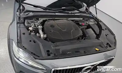 Volvo V90 2018 2.0 Автомат в Москве № 230672, миниатюра 3