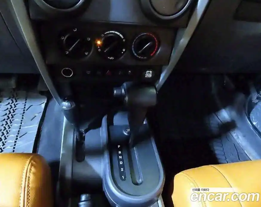 Jeep Wrangler 2010 2.8 Автомат в Москве № 232675, фото 13