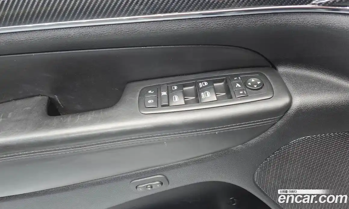 Jeep Cherokee 2013 3.0 Автомат в Москве № 232749, фото 13