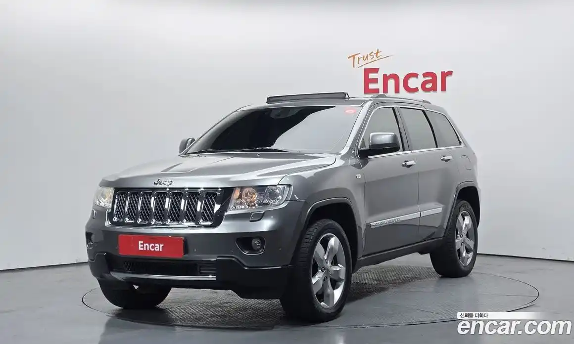 Jeep Cherokee 2013 3.0 Автомат в Москве № 232749, фото 14