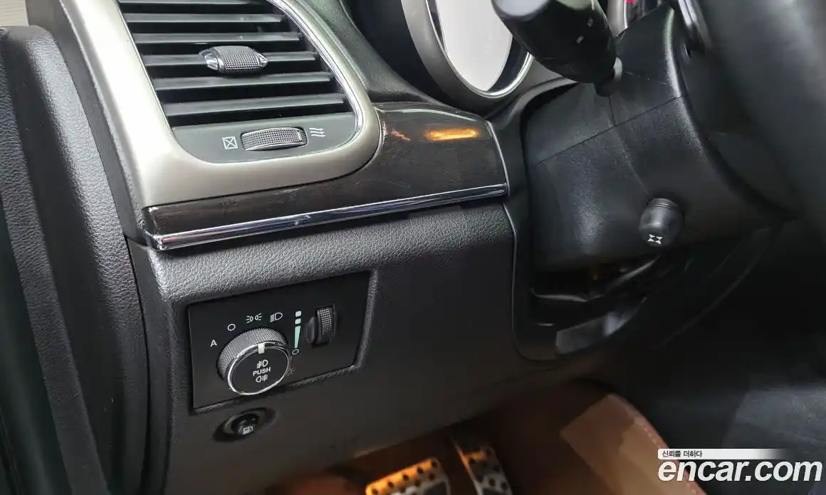 Jeep Cherokee 2013 3.0 Автомат в Москве № 232749, фото 18