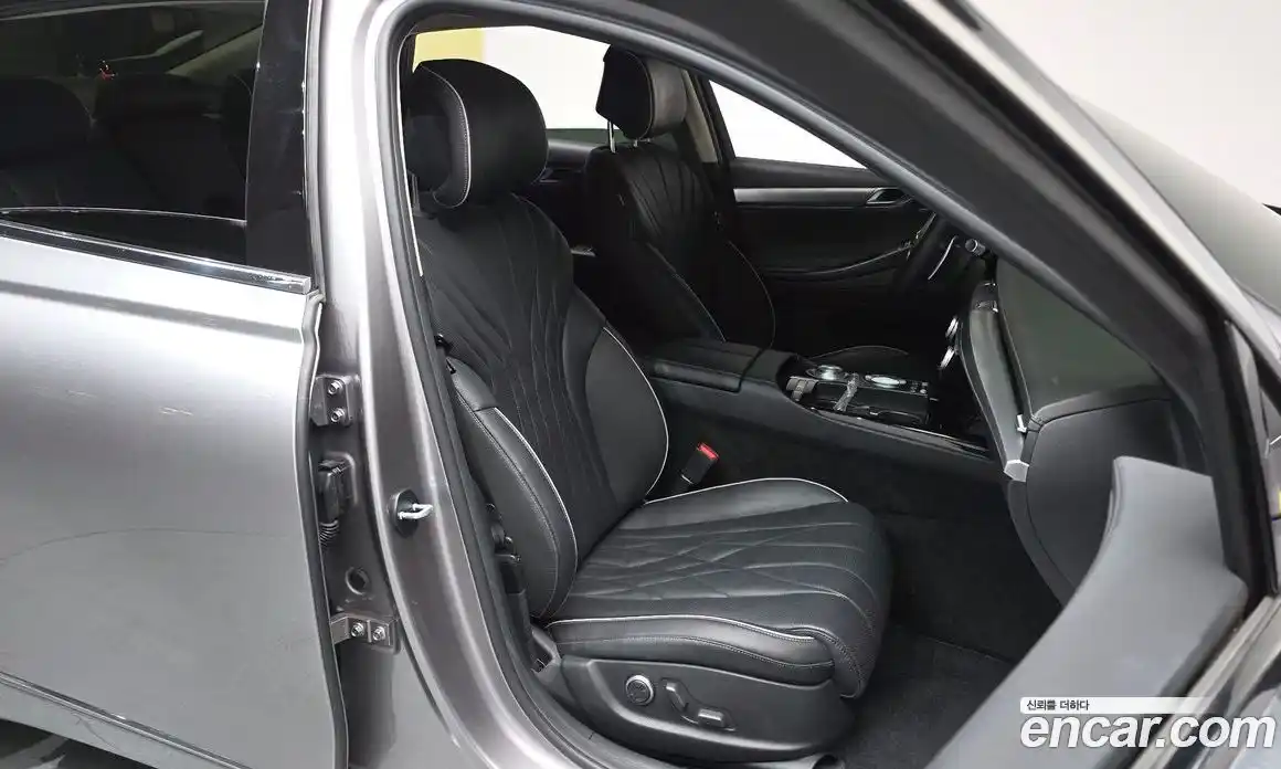 Genesis G80 2021 2.5 Автомат в Москве № 23682, фото 9