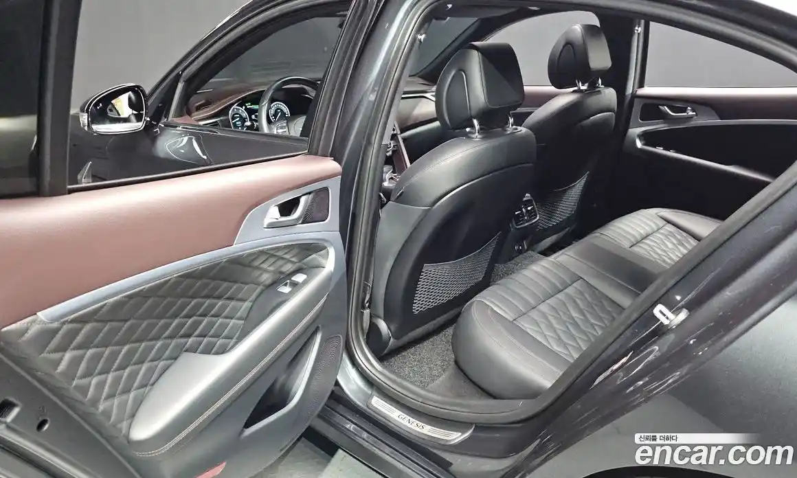 Genesis G70 2020 2.0 Автомат в Москве № 23802, фото 15