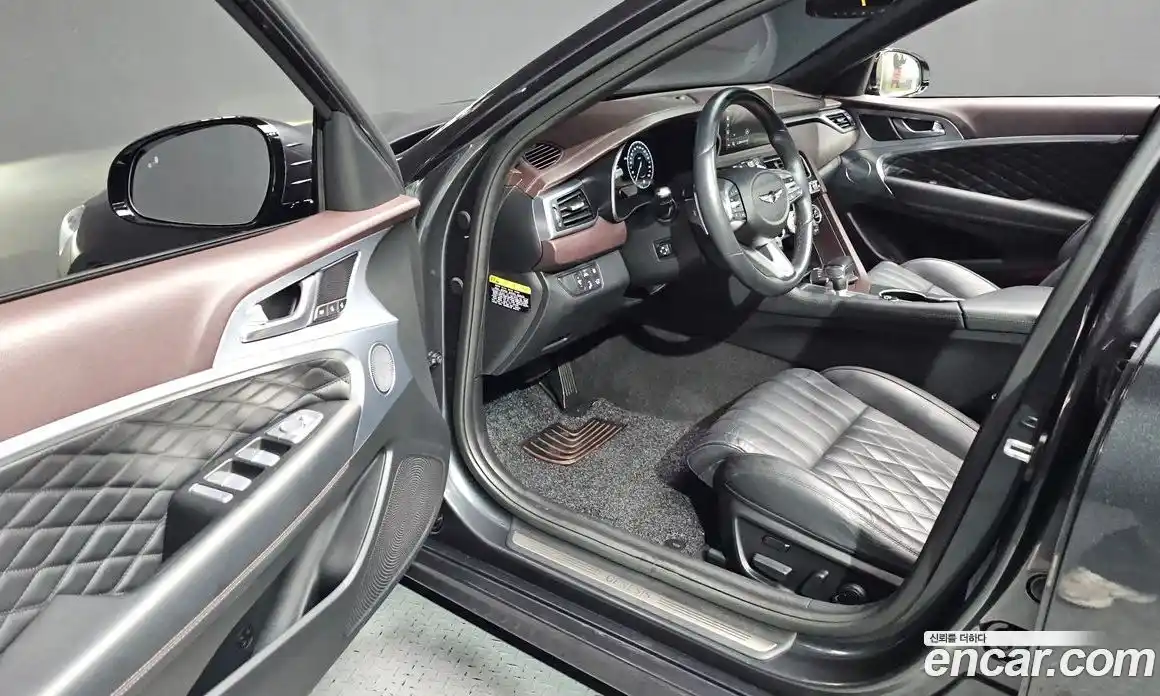 Genesis G70 2020 2.0 Автомат в Москве № 23802, фото 17