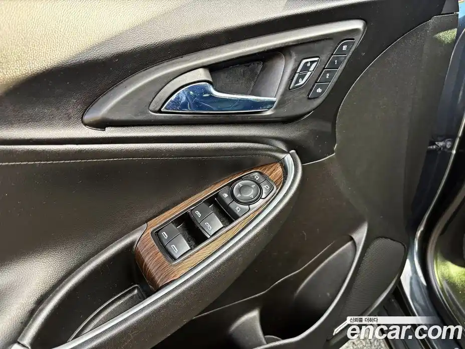 Chevrolet Malibu 2017 2.0 Автомат в Москве № 241244, фото 15