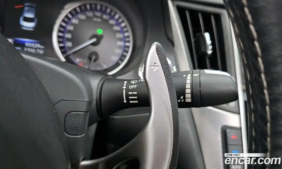 Infiniti Q50 2016 3.5 Автомат в Москве № 246697, фото 15