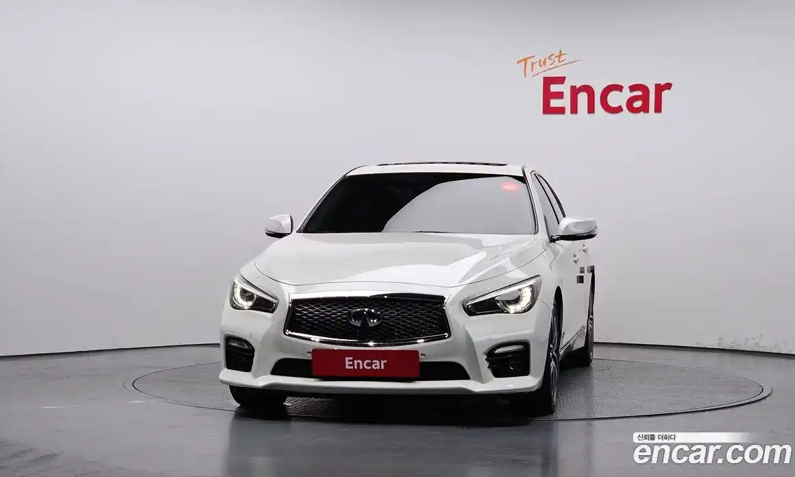 Infiniti Q50 2016 3.5 Автомат в Москве № 246697, фото 3