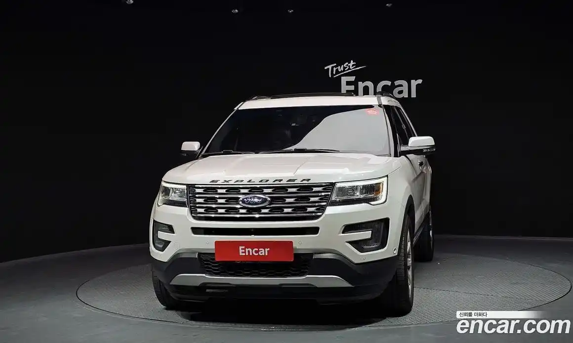 Ford Explorer 2016 2.3 Автомат в Москве № 246854, фото 3