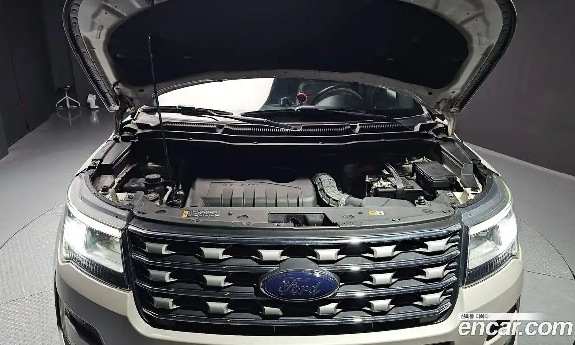 Ford Explorer 2016 2.3 Автомат в Москве № 246854, фото 6