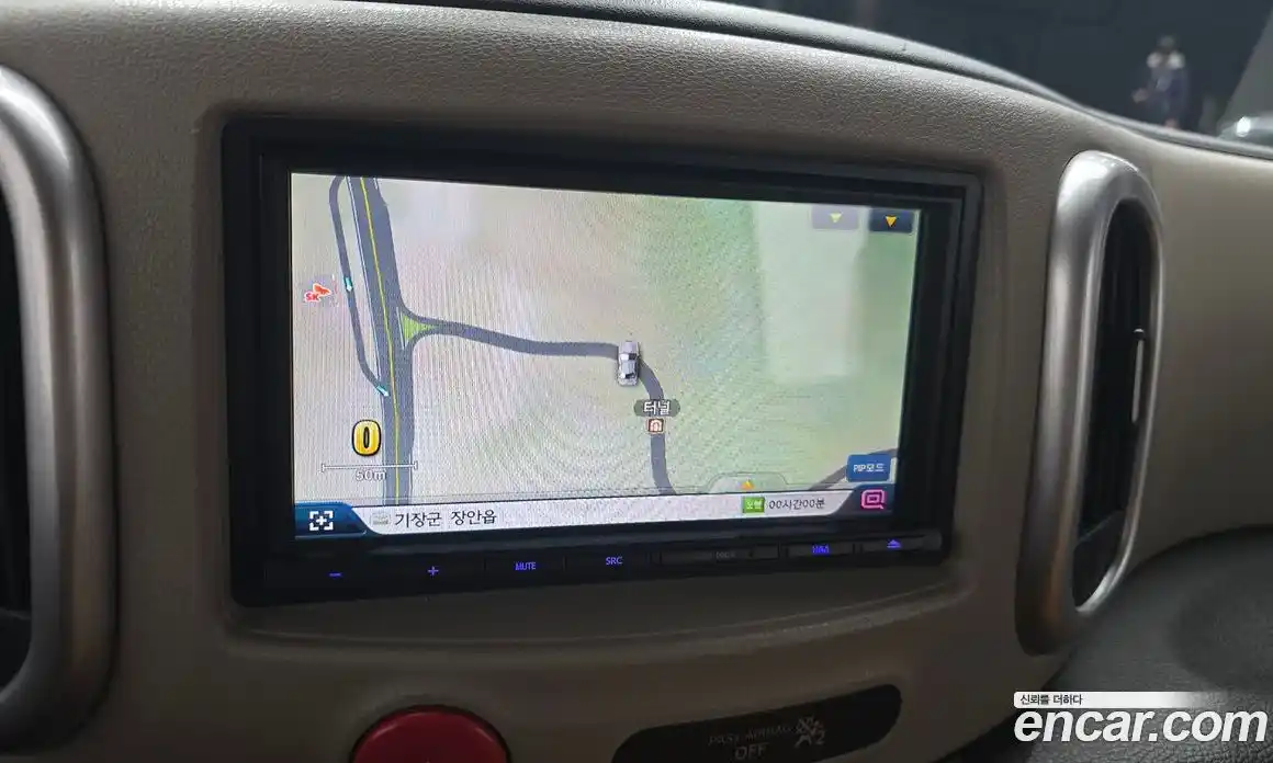 Nissan Cube 2012 1.8 Автомат в Москве № 248656, фото 15