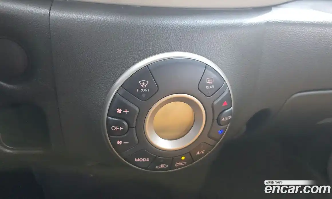 Nissan Cube 2012 1.8 Автомат в Москве № 248656, фото 16